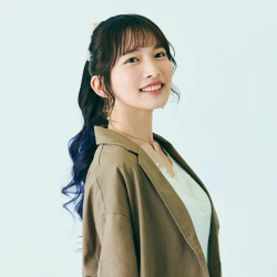 紫月杏朱彩さん