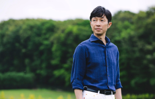 福永祐一調教師とみられる男性