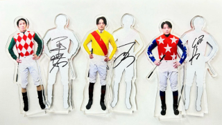 TCK所属ジョッキーのアクリルスタンド